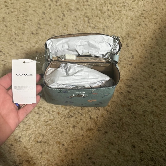 Coach Mystical Flowers Bucket Bag - Picture 3 of 5